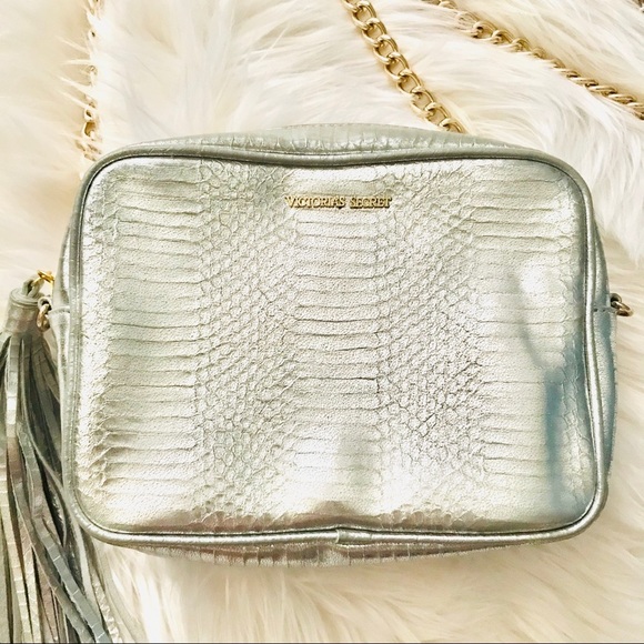 Victoria Secret Silver Tassel Gold Chain Crossbody - Picture 3 of 7